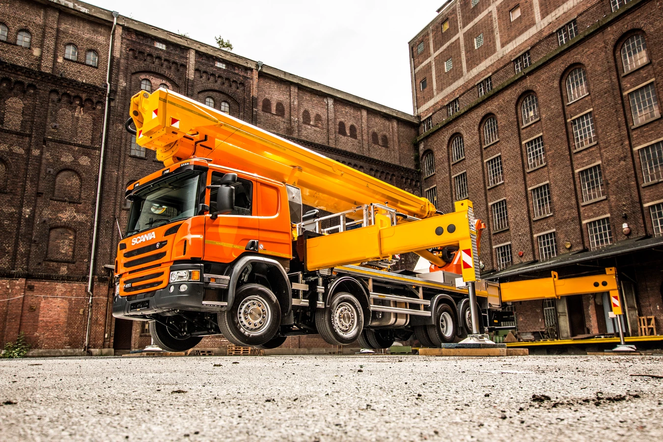P 640