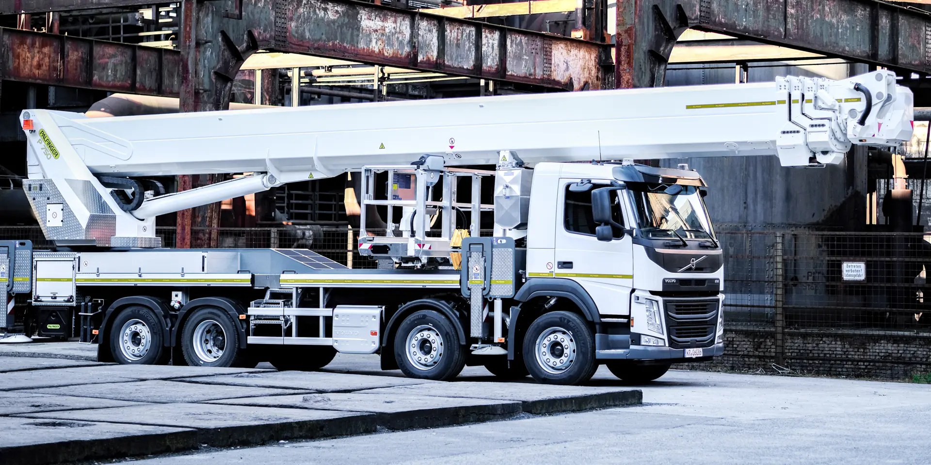 P 750